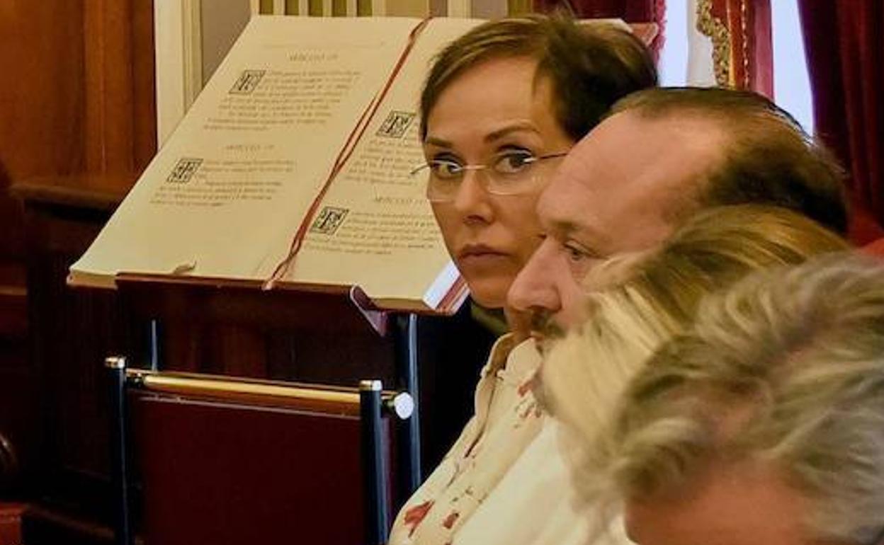 María José Solana durante el último pleno, en el que ya tenía retiradas sus funciones. 