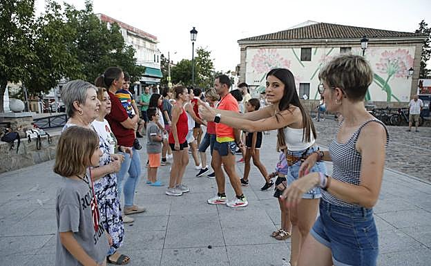 Talleres de jota en el barrio de San Blas. 