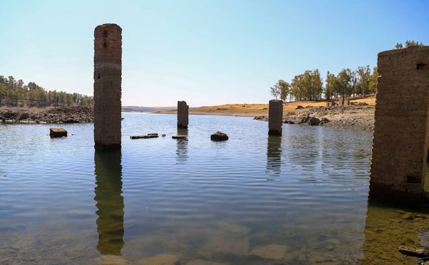 Extremadura ya tiene tan pocas reservas de agua como en la gran sequía de 1995