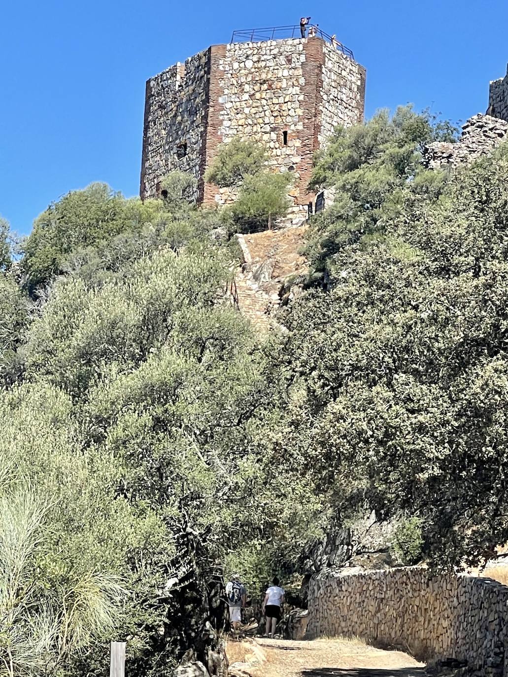 Fotos: Un rincón con encanto | Castillo de Monfragüe: con los buitres bajo los pies