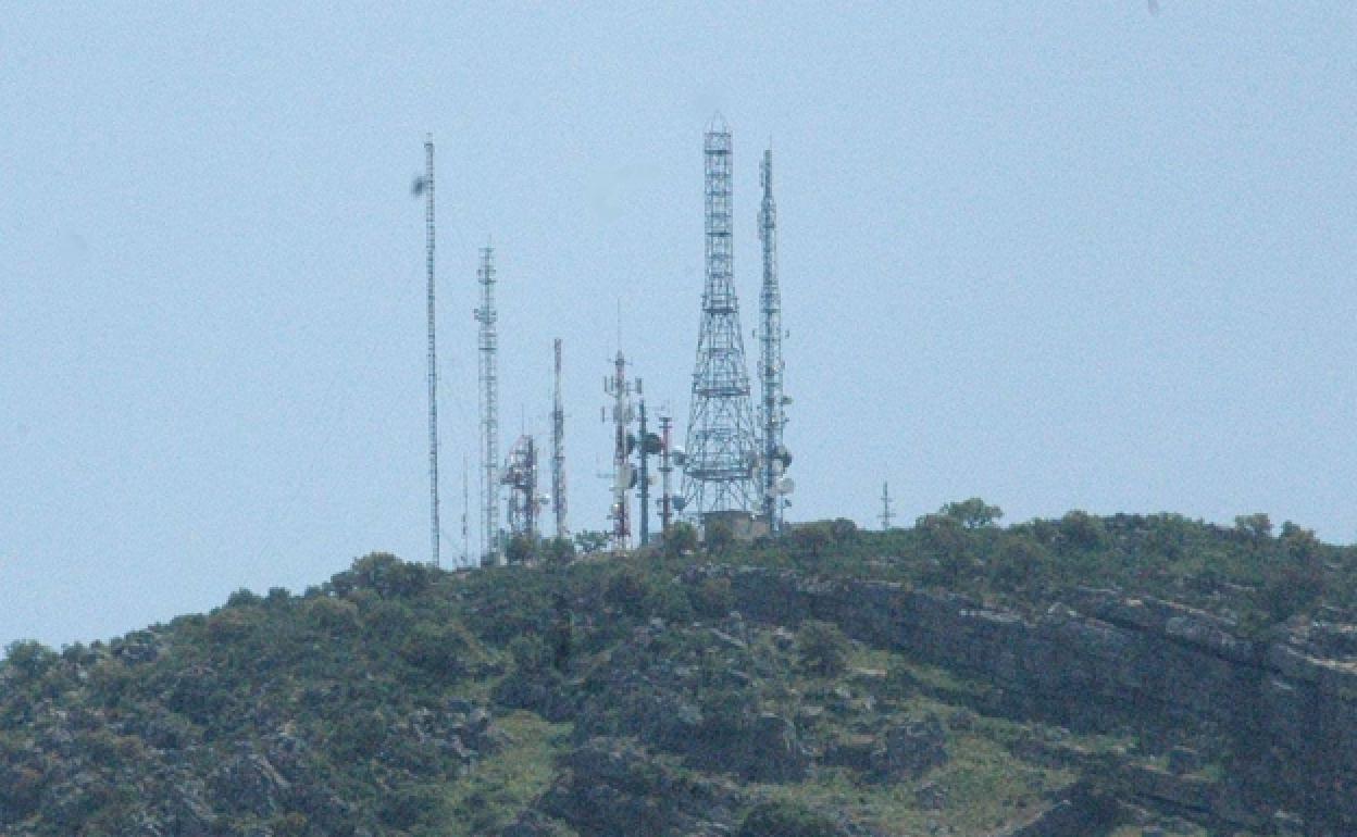 La familia que halló el cadáver del senderista guió a los sanitarios hasta el punto donde se encontraba