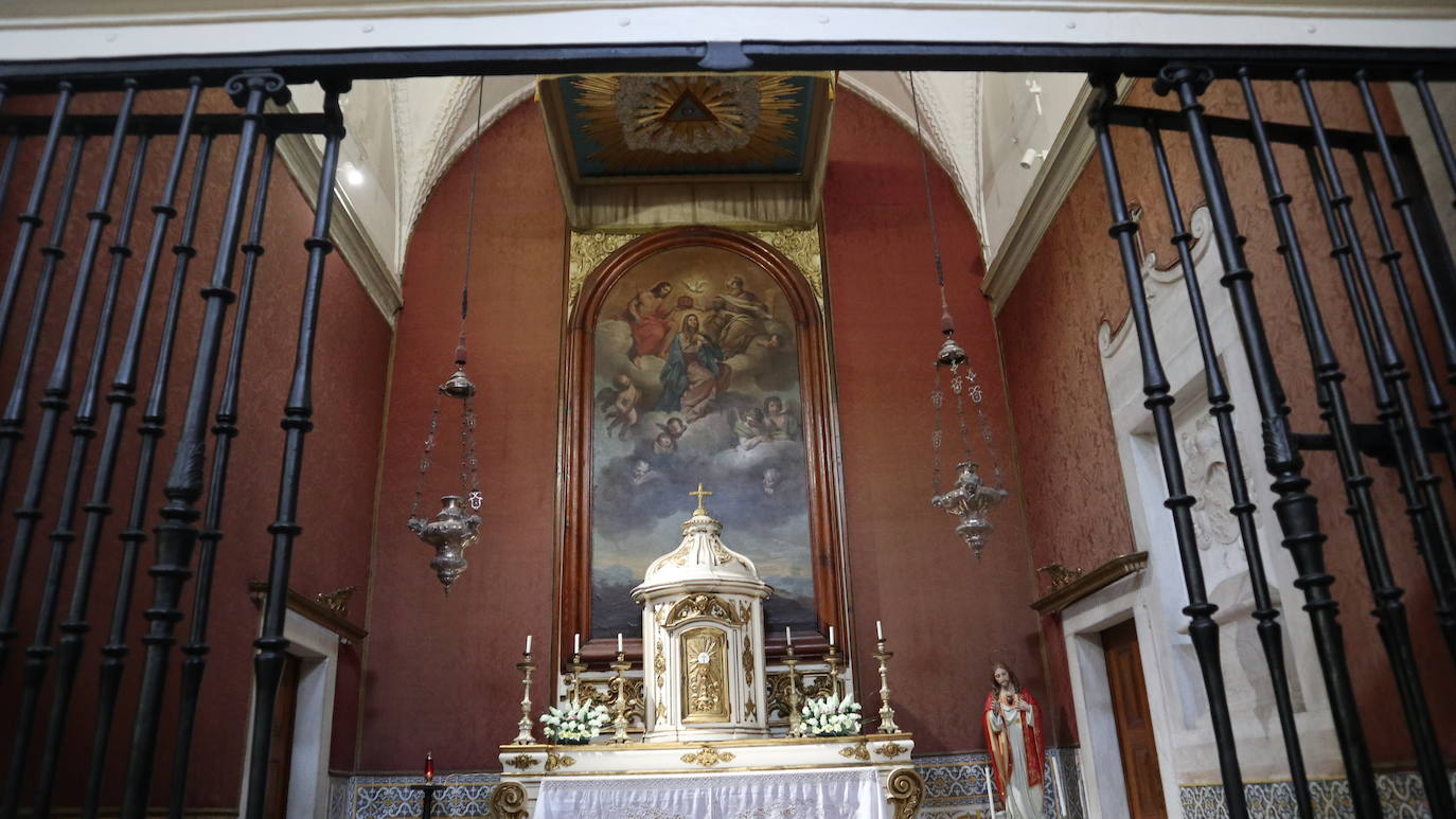 Una de las capillas de la antigua catedral. 