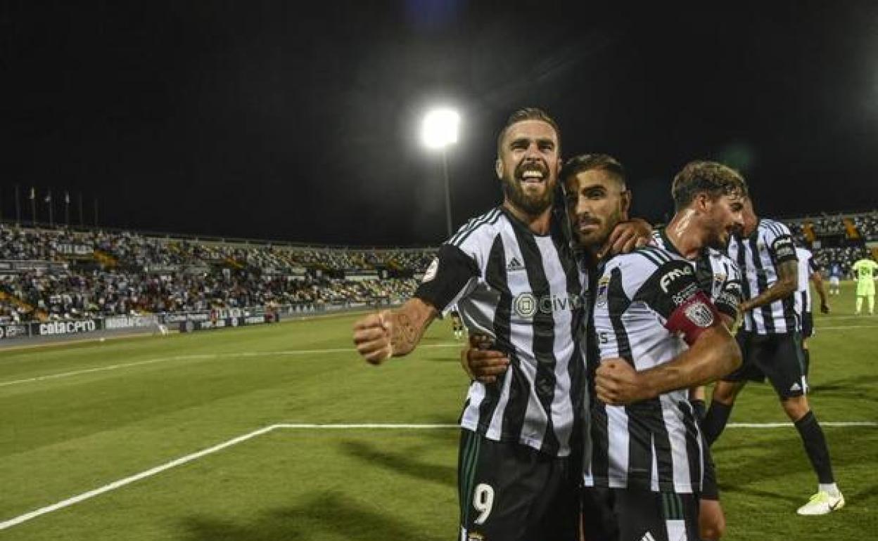 Celebración del gol de Zelu.