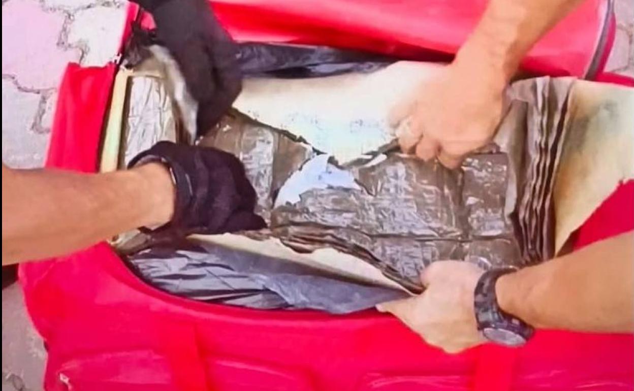 Detenida en Villafranca de los Barros con 34 kilos de hachís en el coche