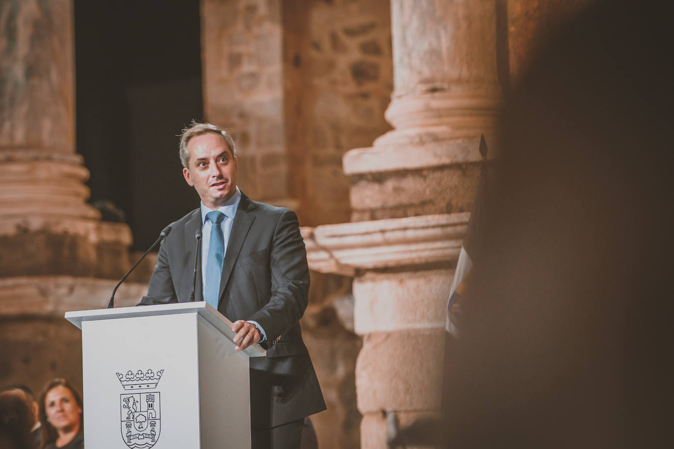 Fotos: Acto de entrega de las Medallas de Extremadura en el Teatro Romano