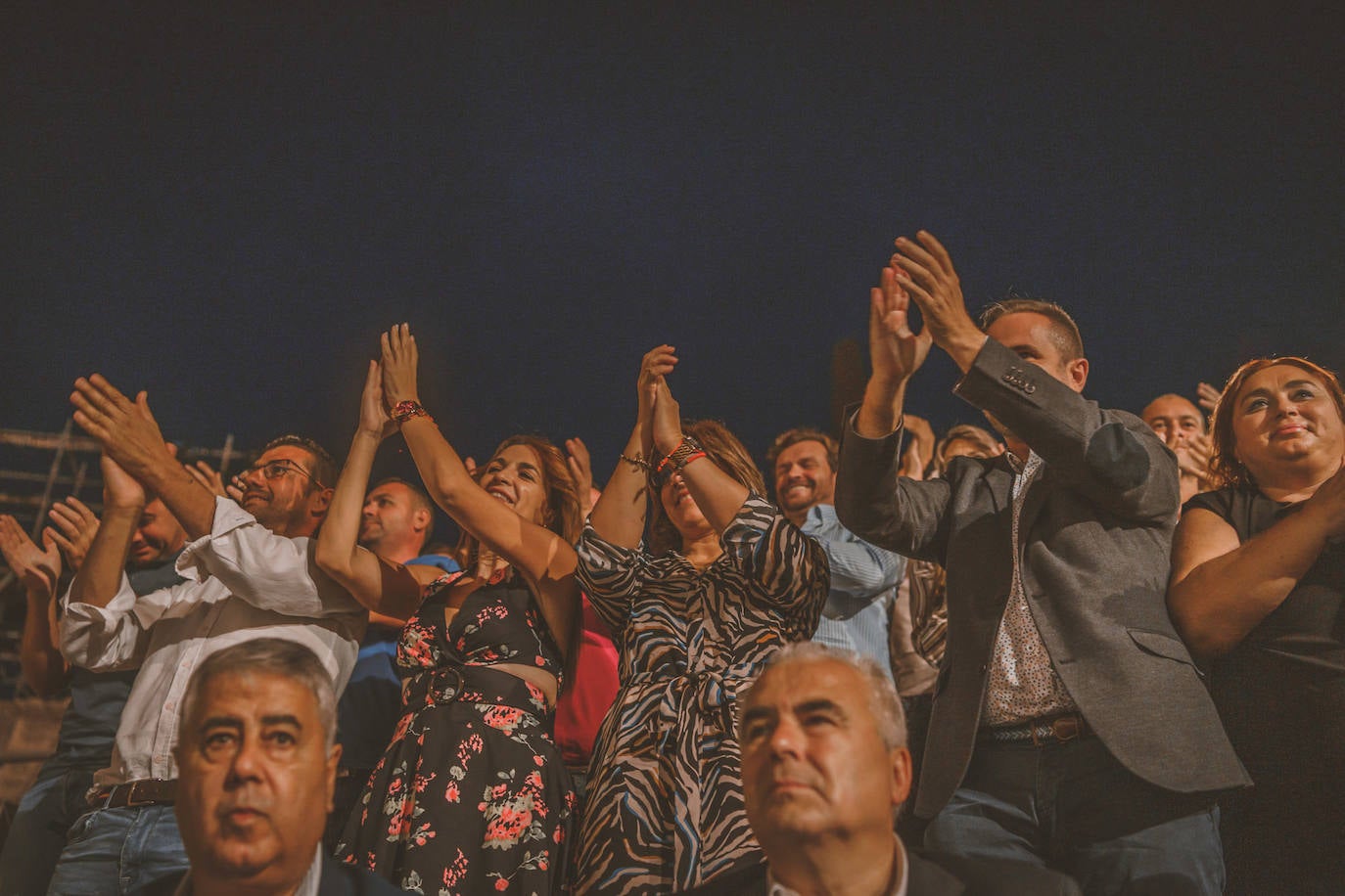 Fotos: Acto de entrega de las Medallas de Extremadura en el Teatro Romano