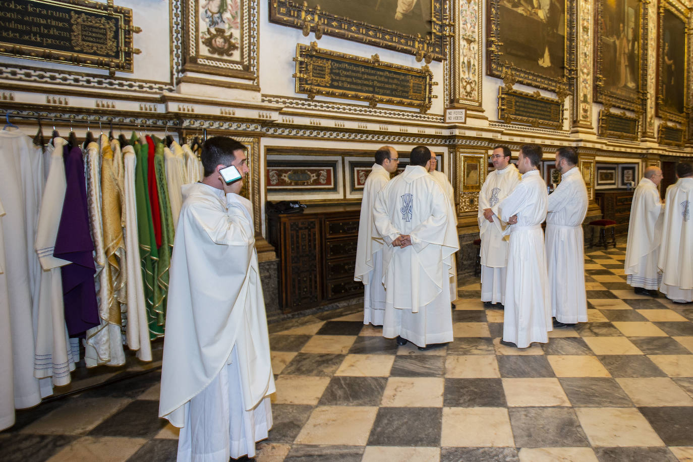 Fotos: Guadalupe vive su fiesta grande sin restricciones y recupera su procesión por el claustro mudéjar