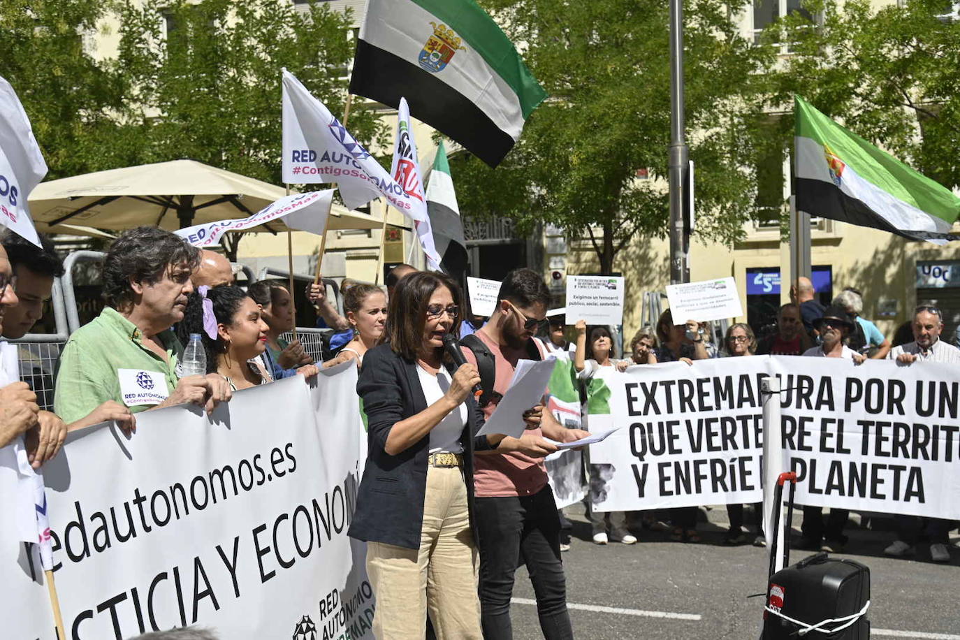 Fotos: La manifestación en Madrid por un tren digno para Extremadura