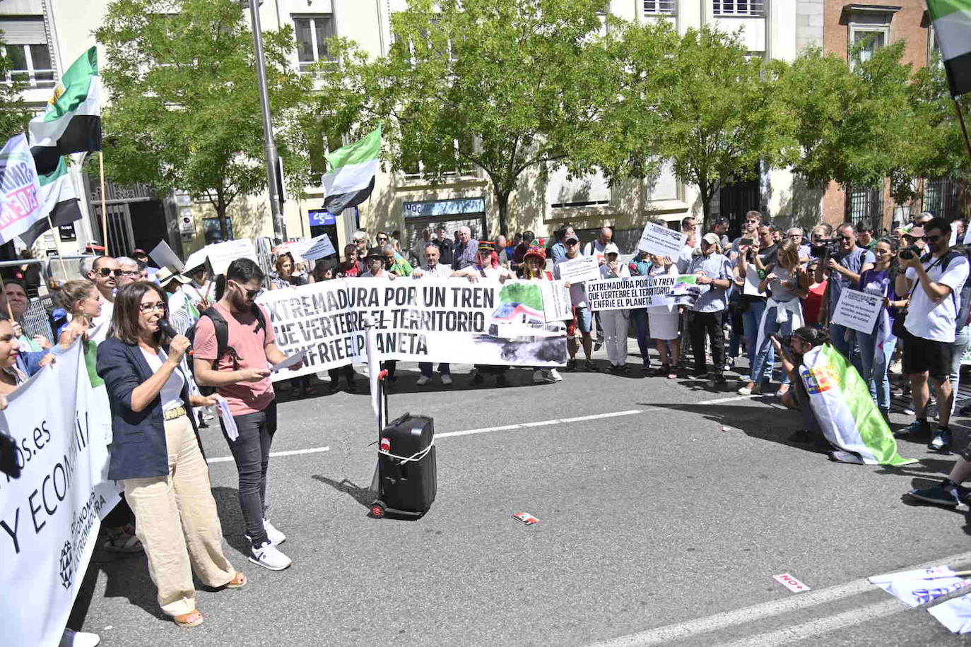 Fotos: La manifestación en Madrid por un tren digno para Extremadura