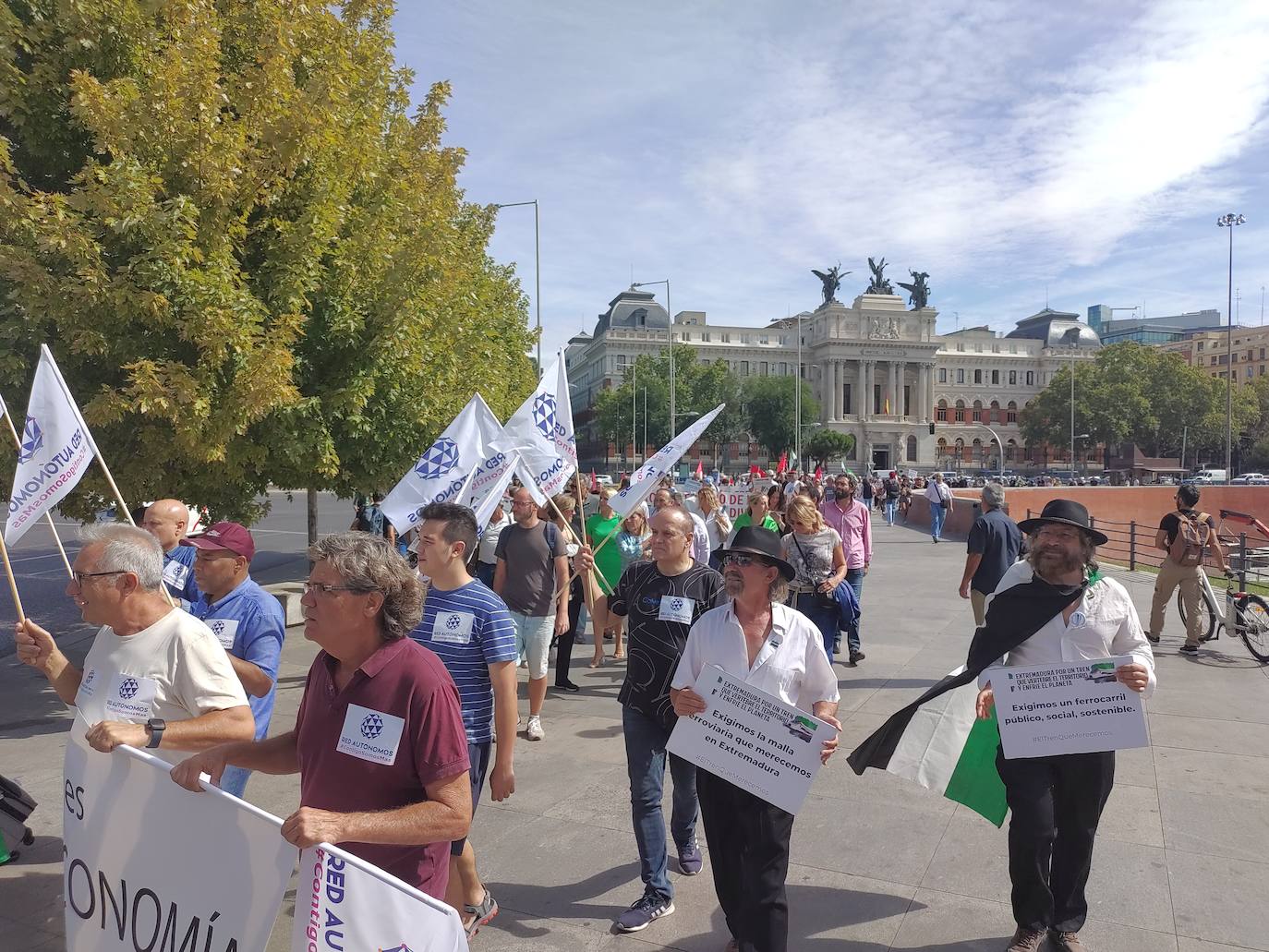 Fotos: La manifestación en Madrid por un tren digno para Extremadura