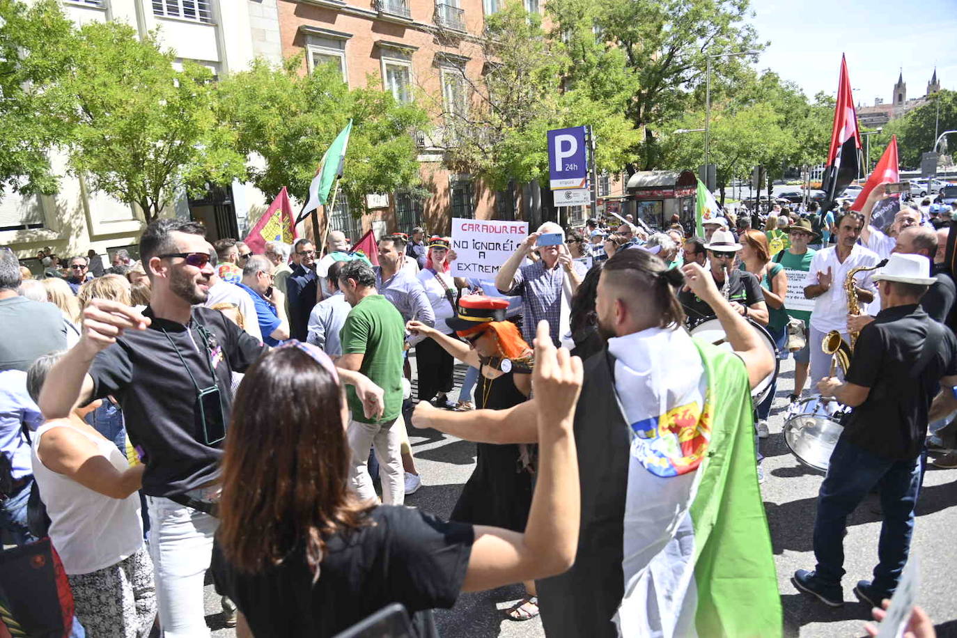 Fotos: La manifestación en Madrid por un tren digno para Extremadura