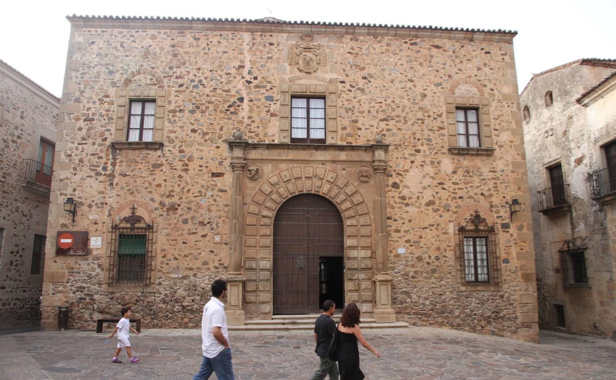 El Obispado de Coria-Cáceres cuenta desde marzo de 2020 con una oficina para la denuncia de casos de pederastias en la Iglesia. 