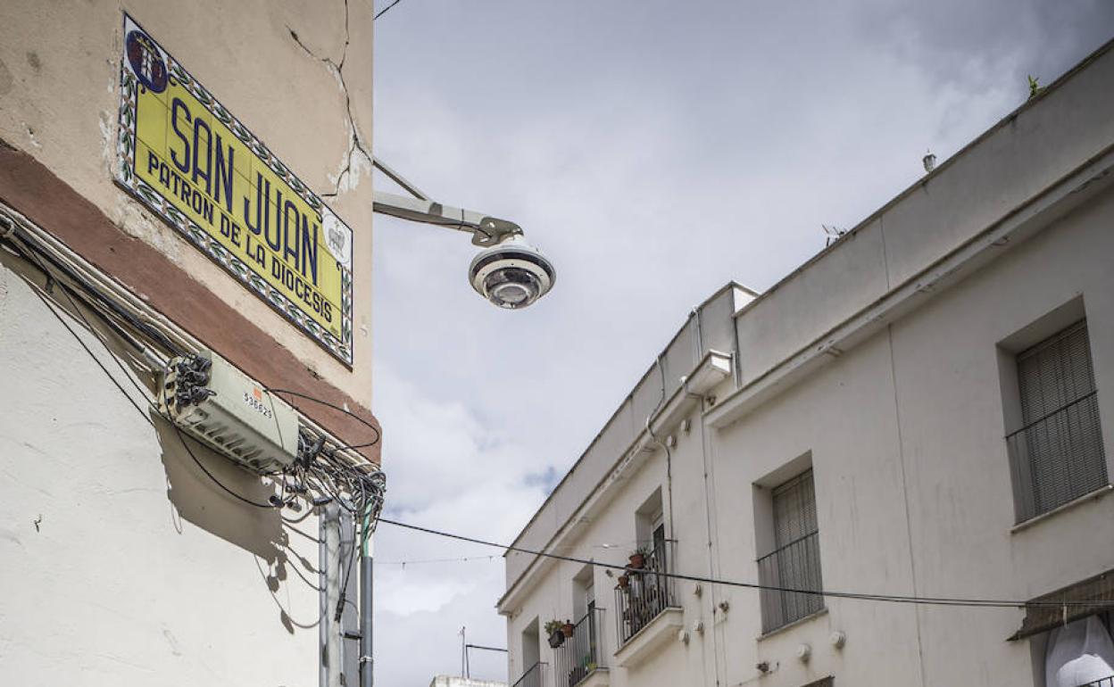 Una de las cámaras, en San Juan con Concepción Arenal. 