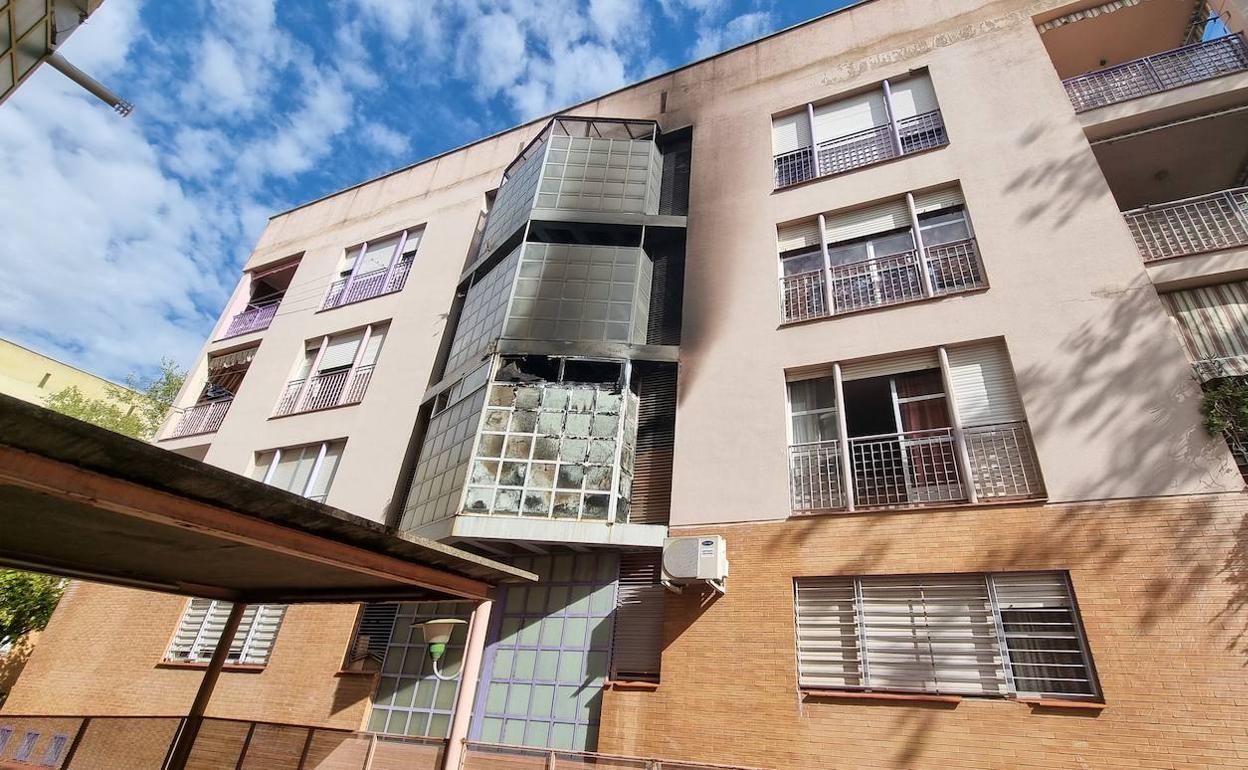 Vivienda afecta por el incendio en la calle Juan de Mendoza de Mérida. 