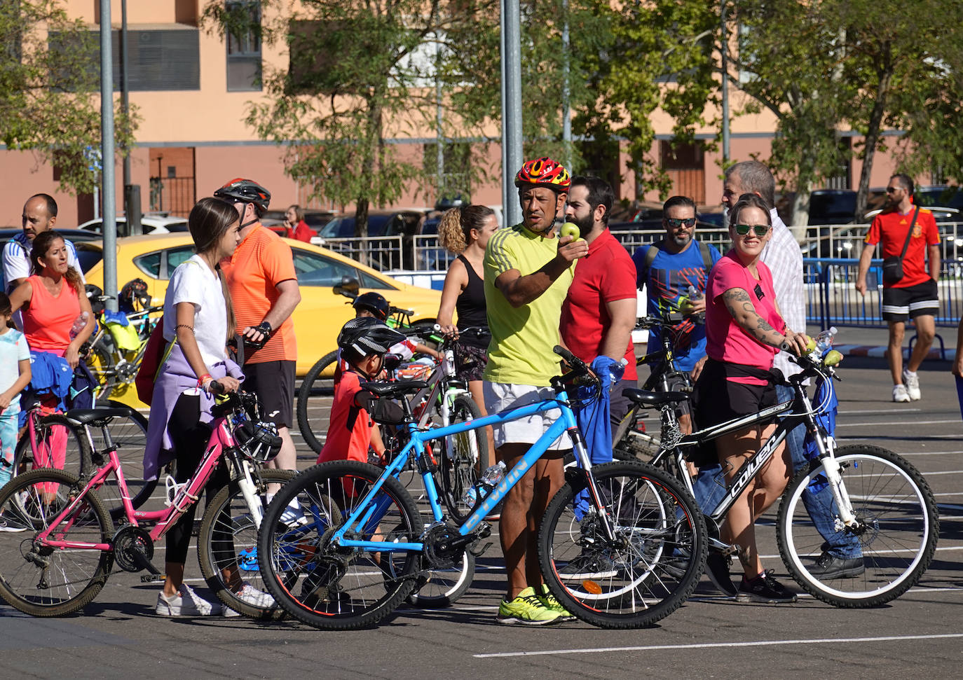 Fotos: Día de la bicicleta en Badajoz 2022