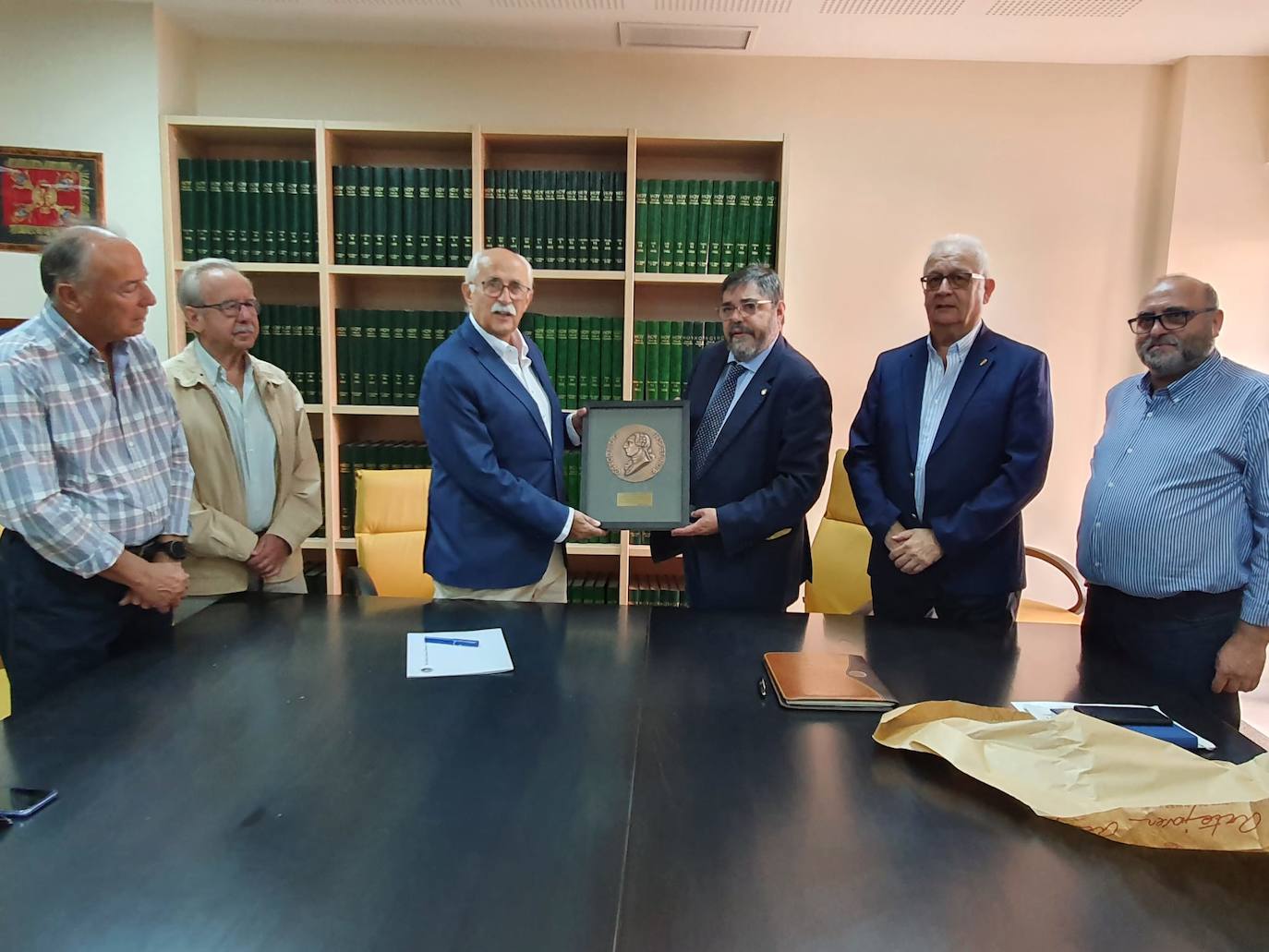 Recepción de la medalla de Carlos III.