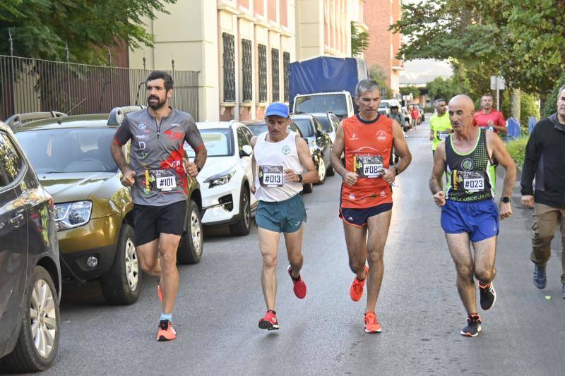 Fotos: Las mejores imágenes de la media maratón Badajoz-Elvas 