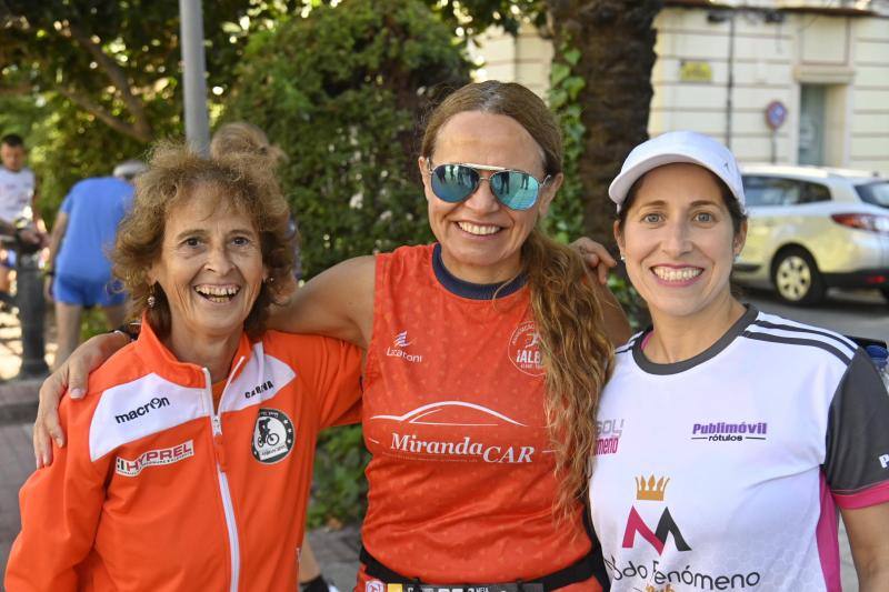 Fotos: Las mejores imágenes de la media maratón Badajoz-Elvas 