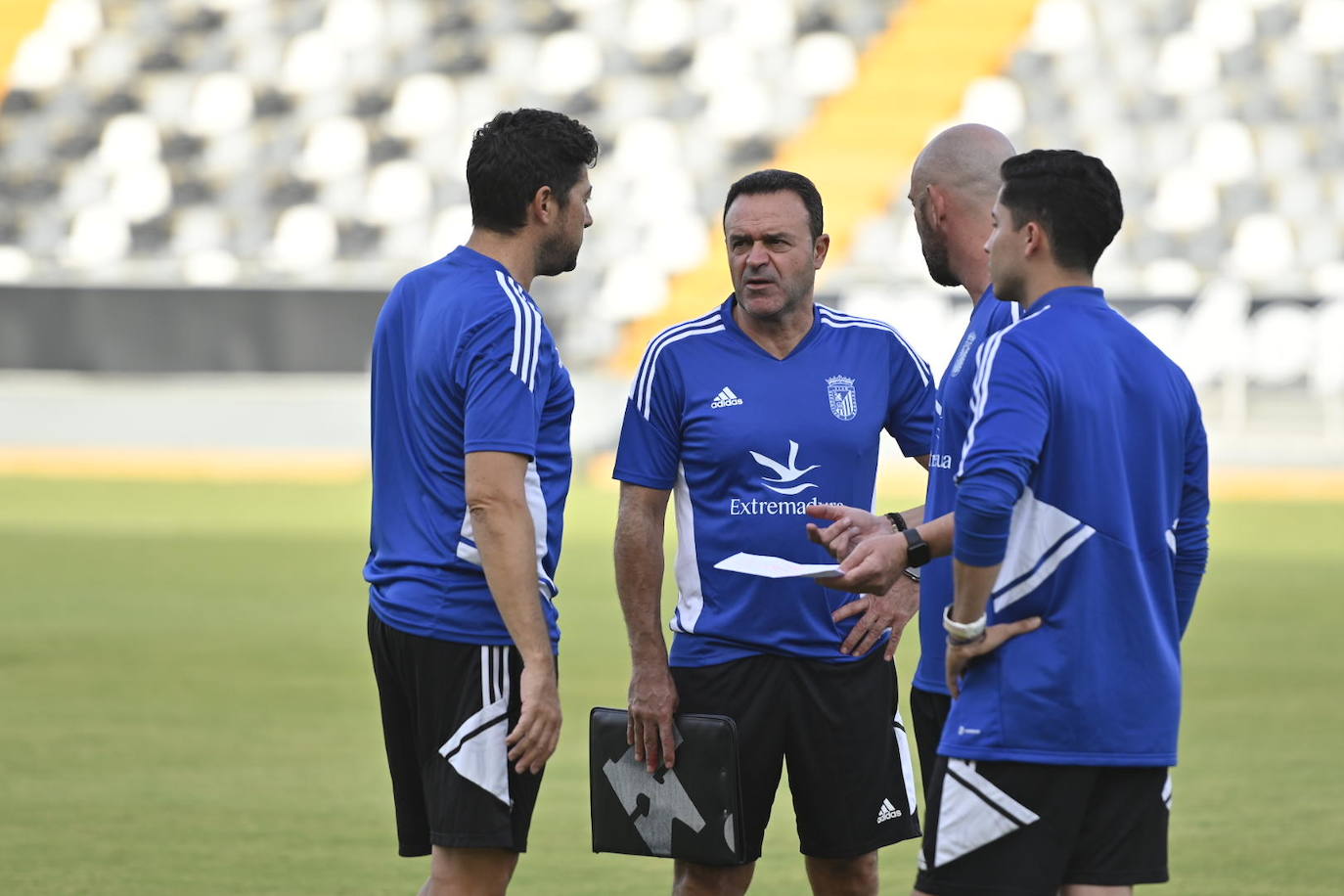 Fotos: Imágenes del entrenamiento del Badajoz