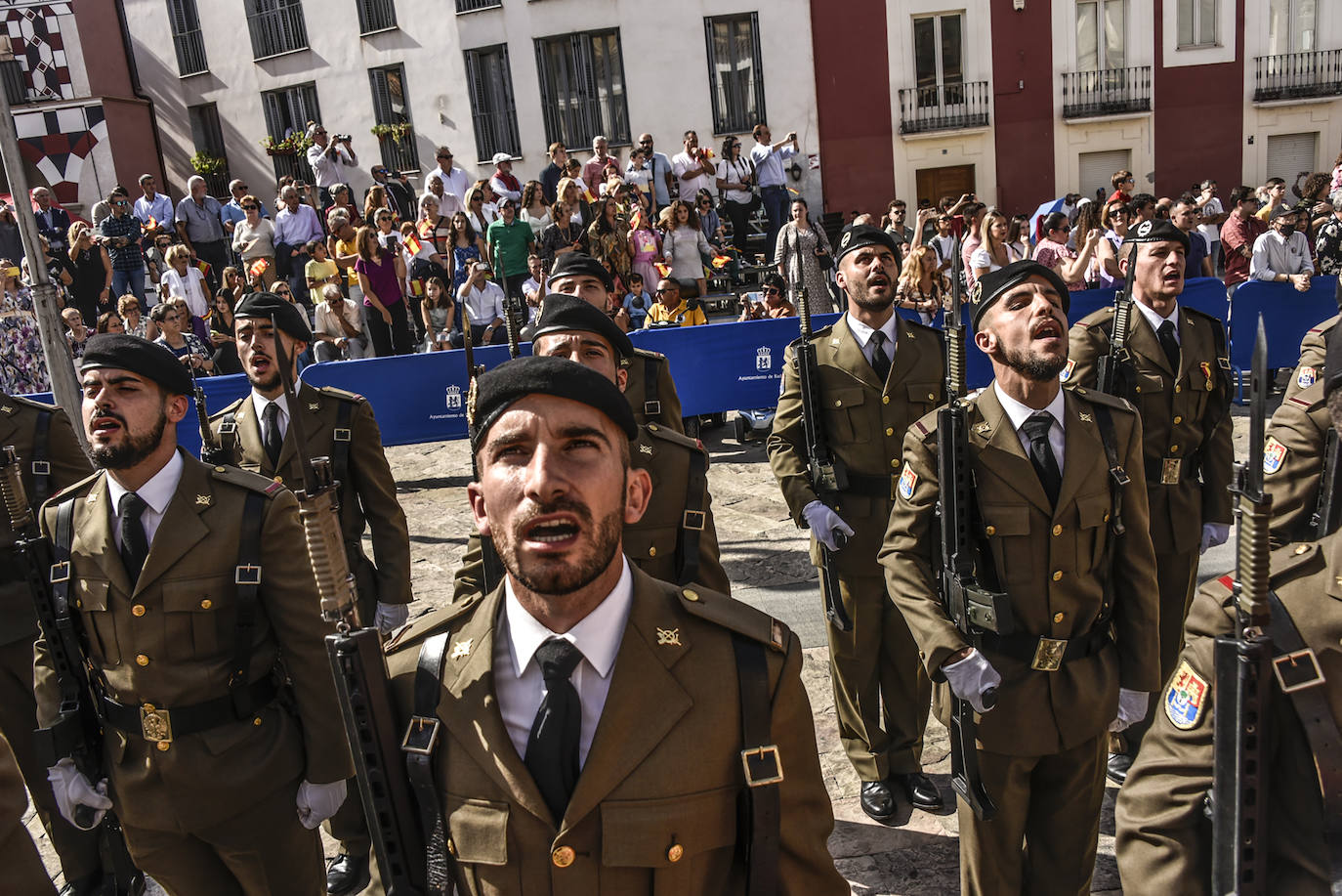 Fotos: La jura de bandera civil en Badajoz, en imágenes