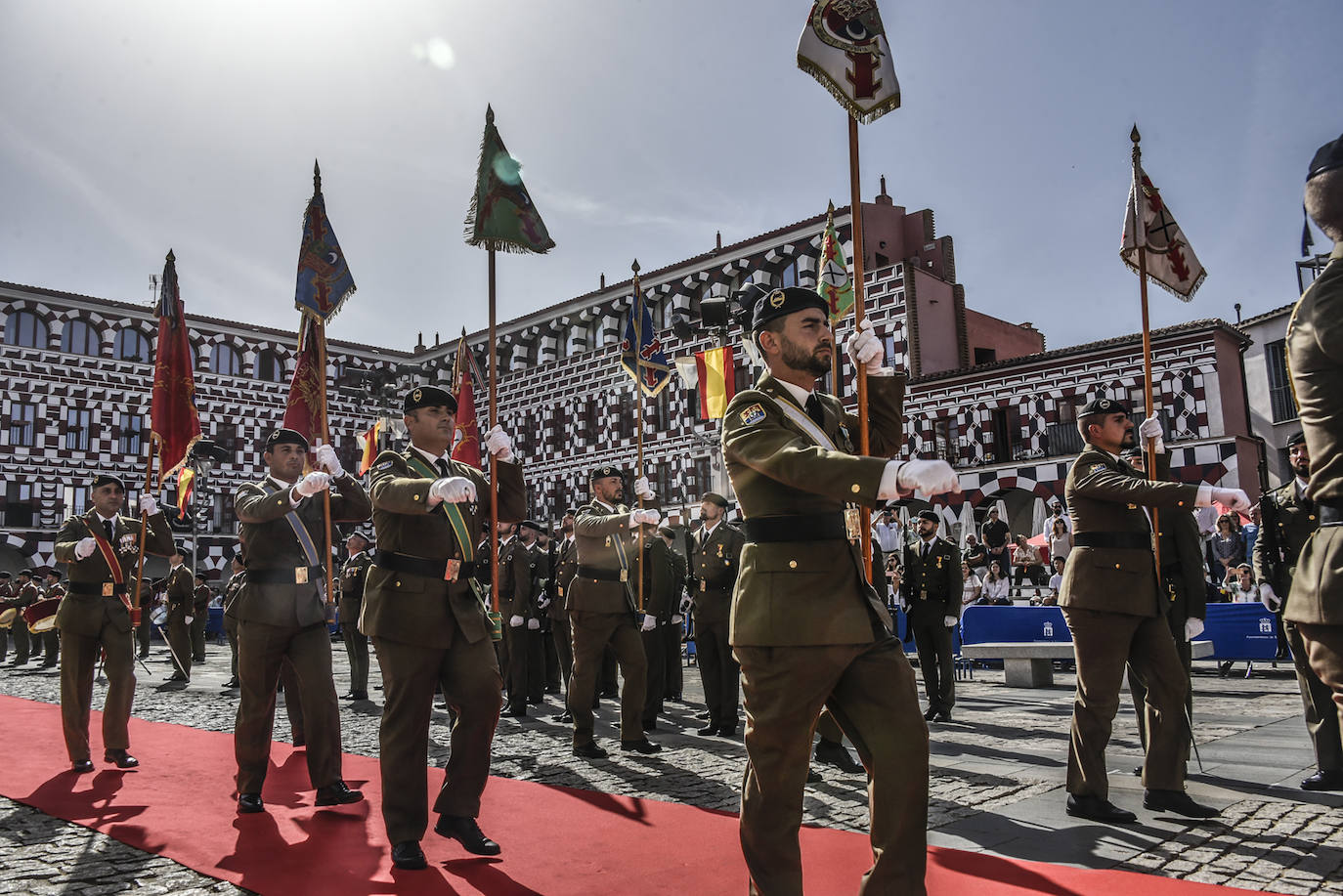 Fotos: La jura de bandera civil en Badajoz, en imágenes