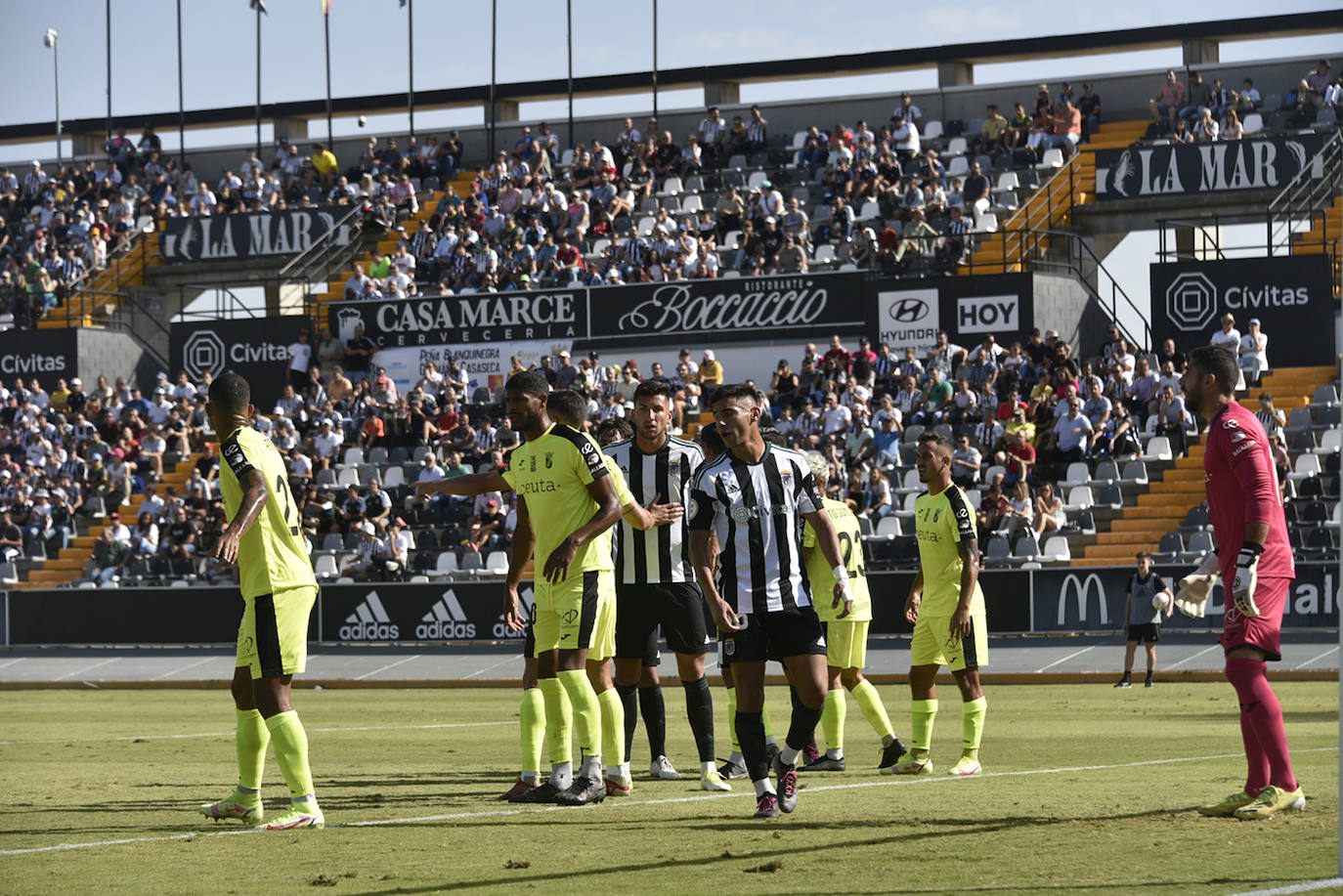 Fotos: El partido Badajoz-Ceuta, en imágenes