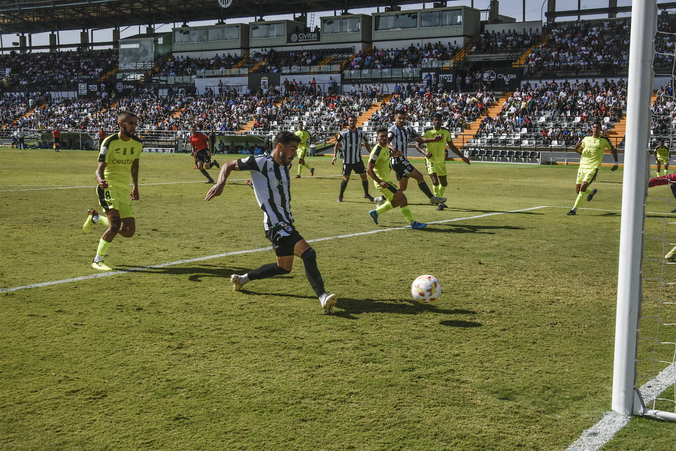 Fotos: El partido Badajoz-Ceuta, en imágenes