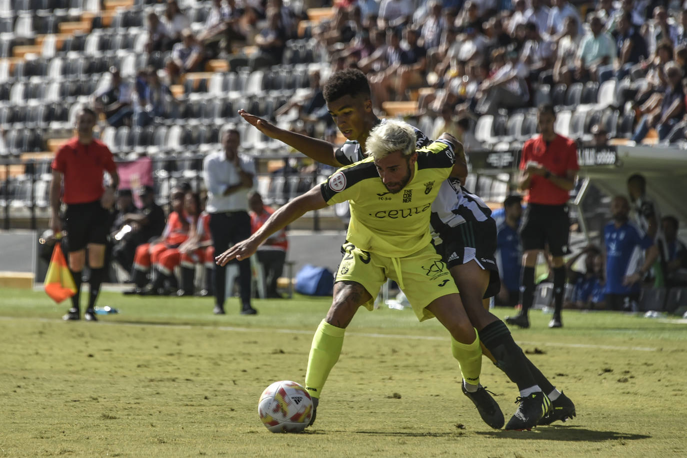 Fotos: El partido Badajoz-Ceuta, en imágenes