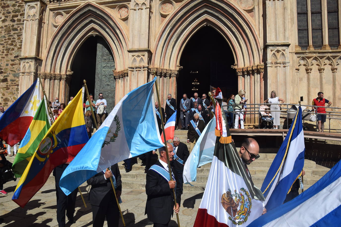 Fotos: Celebración del Día de la Hispanidad en Guadalupe