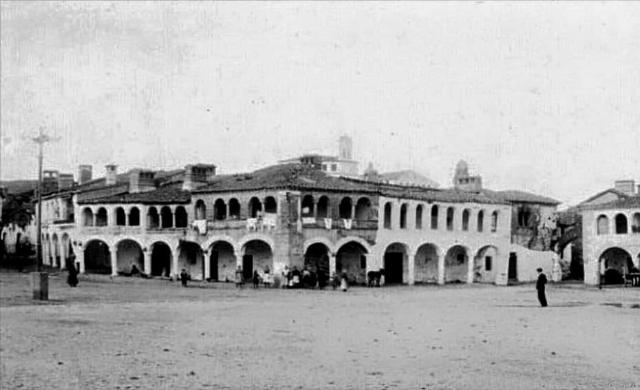 Plaza Mayor de Garrovillas alrededor de 1914.