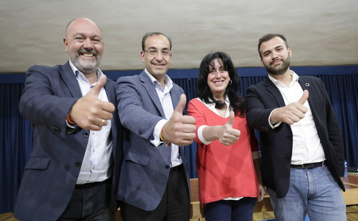 Alcántara (Cáceres Viva), Mateos (PP), López Balset (UP) y Salaya (PSOE), en 2019. 
