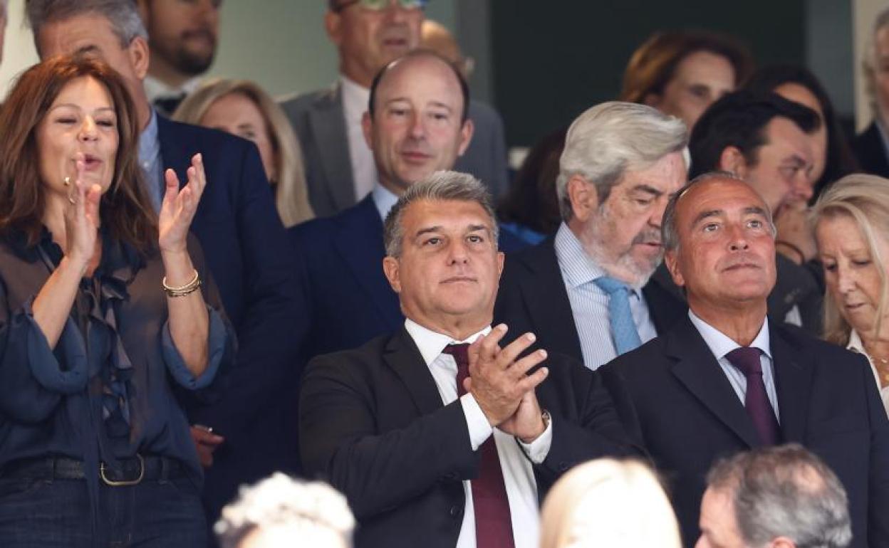 Joan Laporta, en el palco del Bernabéu. 