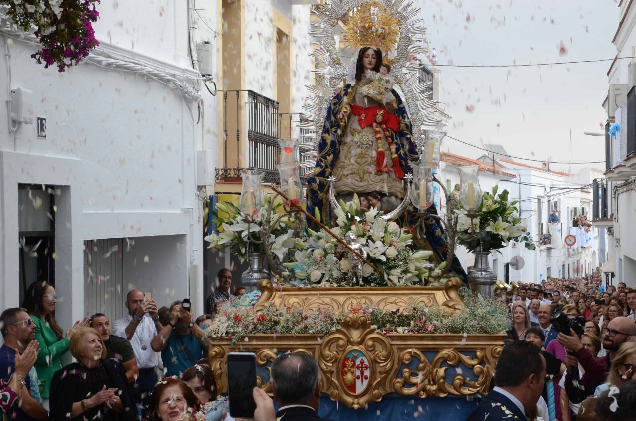 Fotos: Multitudinaria despedida a la Virgen de la Estrella en Los Santos