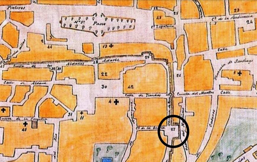 Plano de Cáceres de 1845 en el que ya figura señalada la Plazuela del Aire.