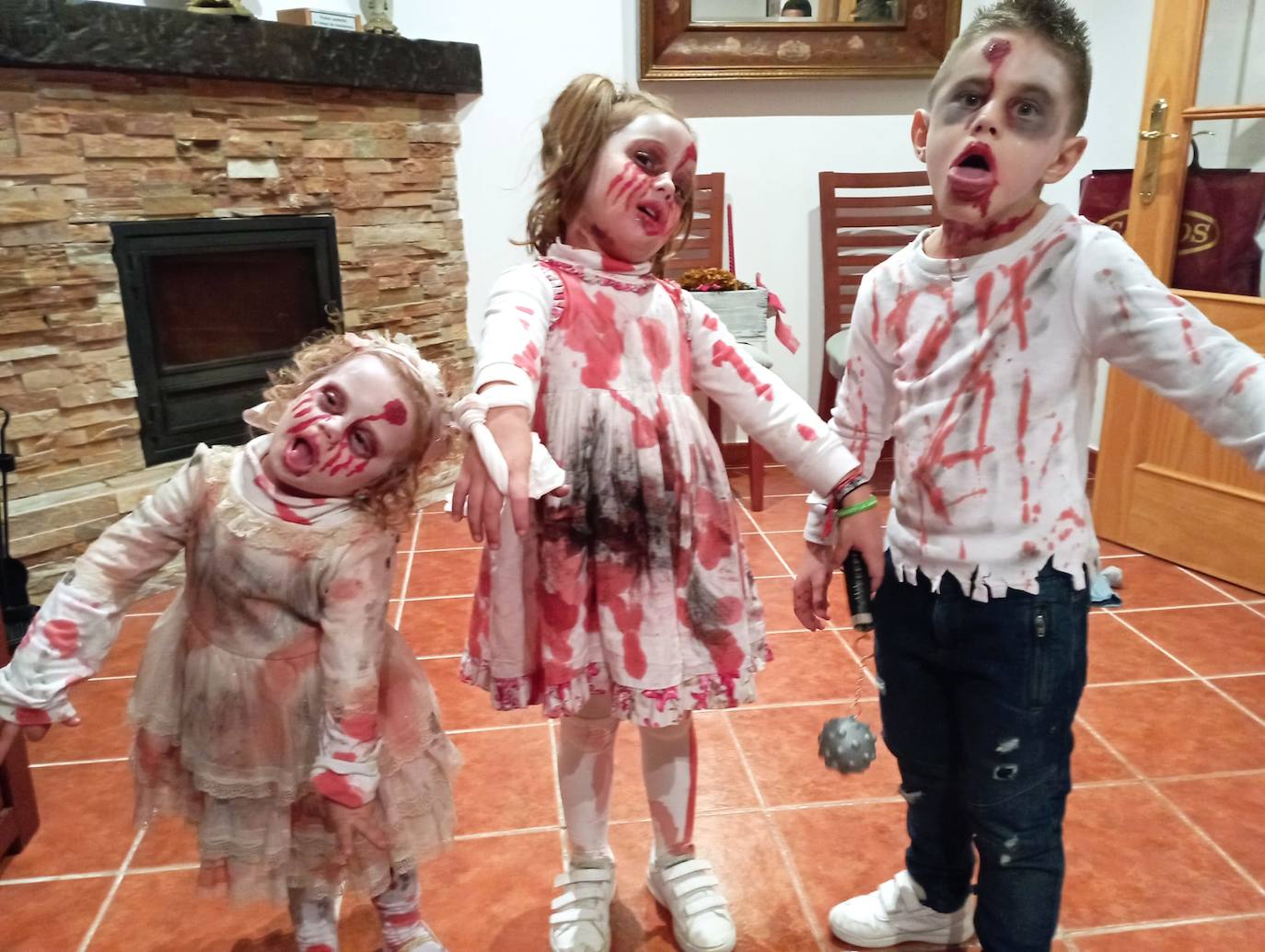 La calle Venero y su entorno acogieron las activiadades de 'Noche de Ánimas' 2022. 