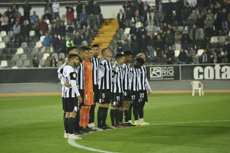 Fotos: El Badajoz se reencuentra con la victoria (1-0)