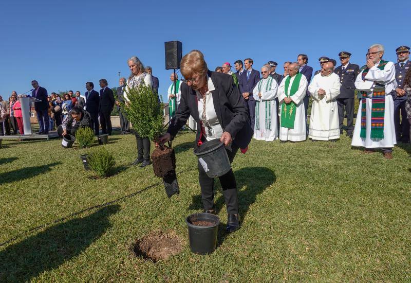 Fotos: Homenaje a las víctimas de la riada de Badajoz