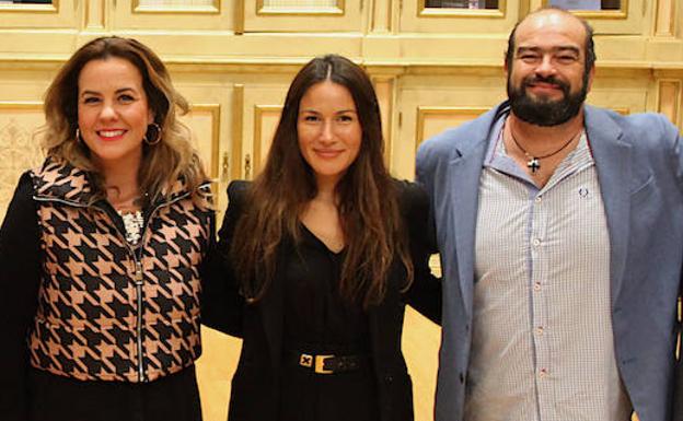 Esther Merino, Celia Romero y Miguel de Tena. 