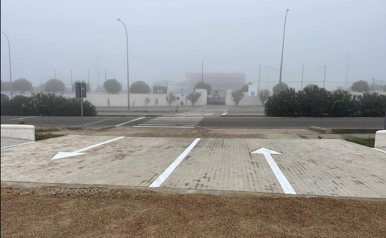 Aparcamientos del Campo de Fútbol con la nueva señalización. 
