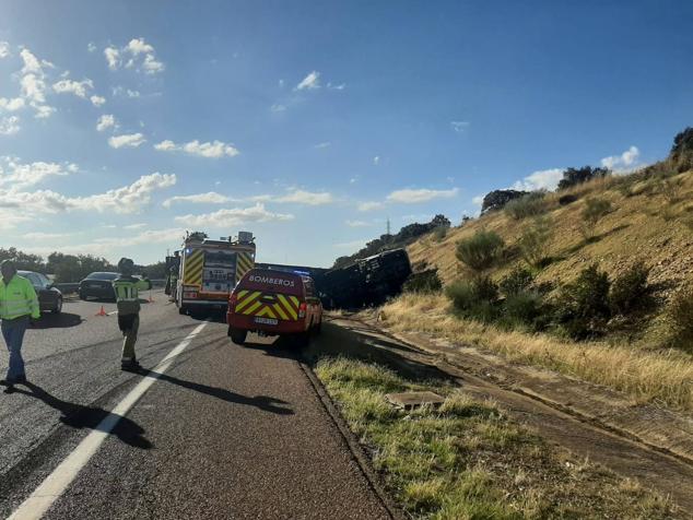 Fotos: Imágenes del accidente del camión en la A-66