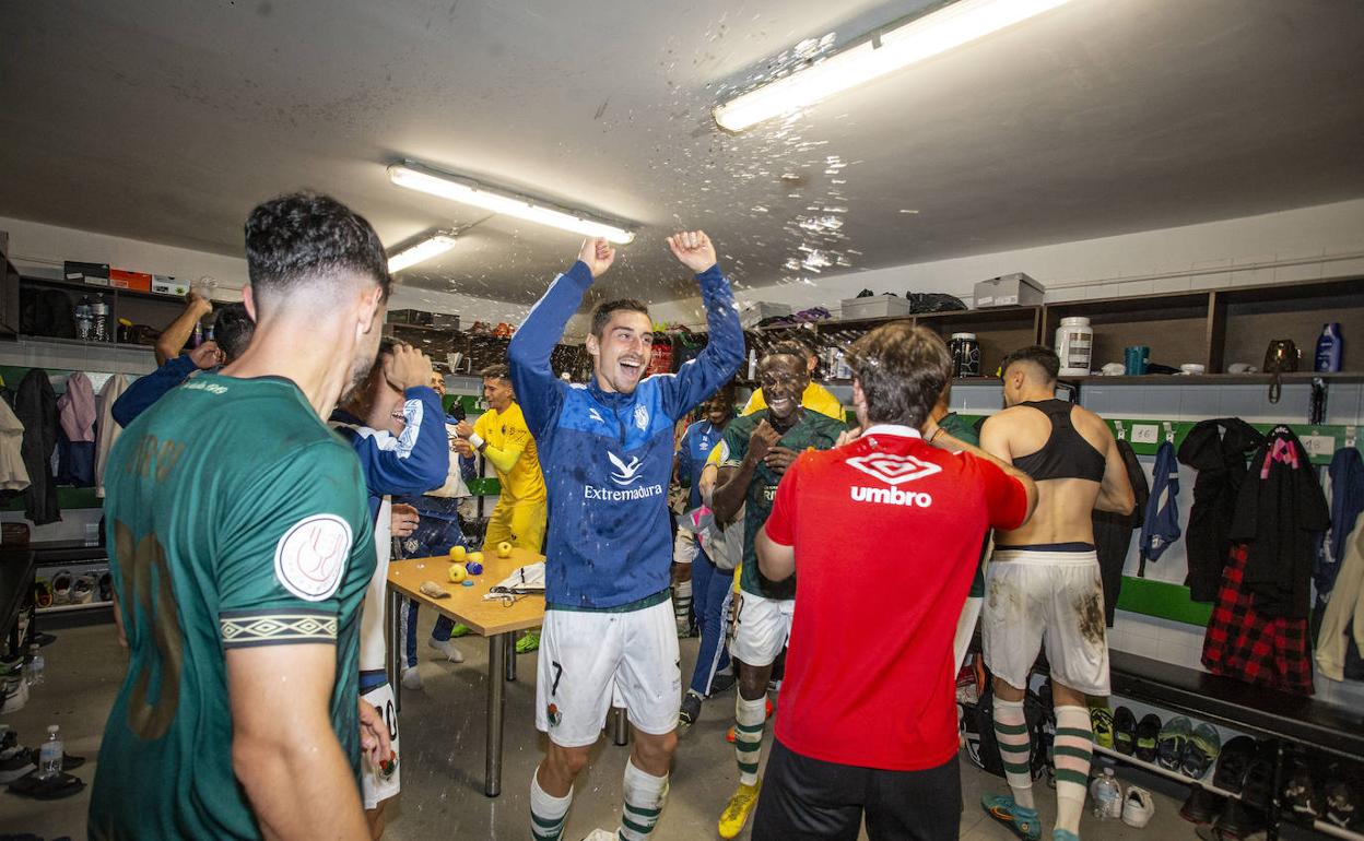 Iván Fernández, durante la celebración del pase de ronda. 