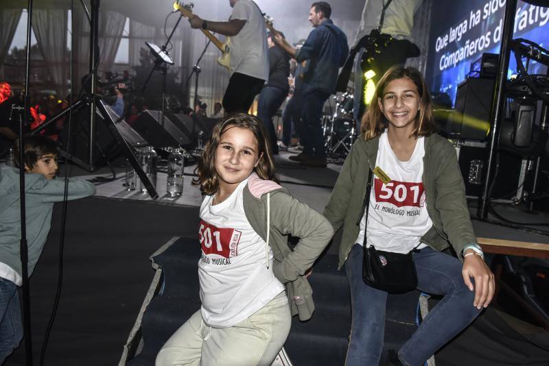 Fotos: ¿Conoces a los asistentes de la fiesta de los noventa en Badajoz?