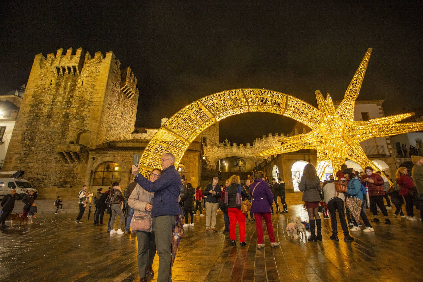 Fotos: Cáceres inaugura 45 días de Navidad