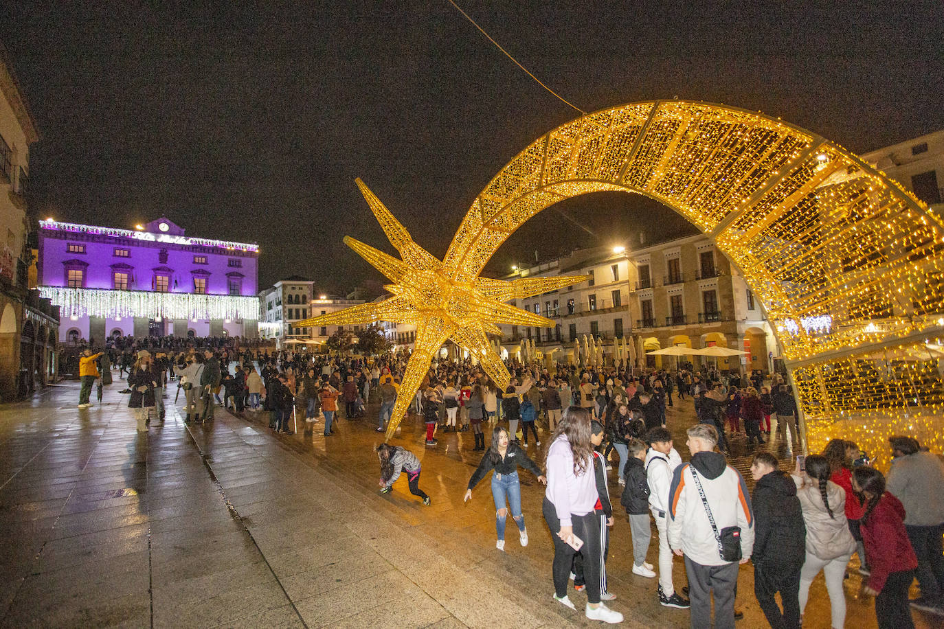 Fotos: Cáceres inaugura 45 días de Navidad