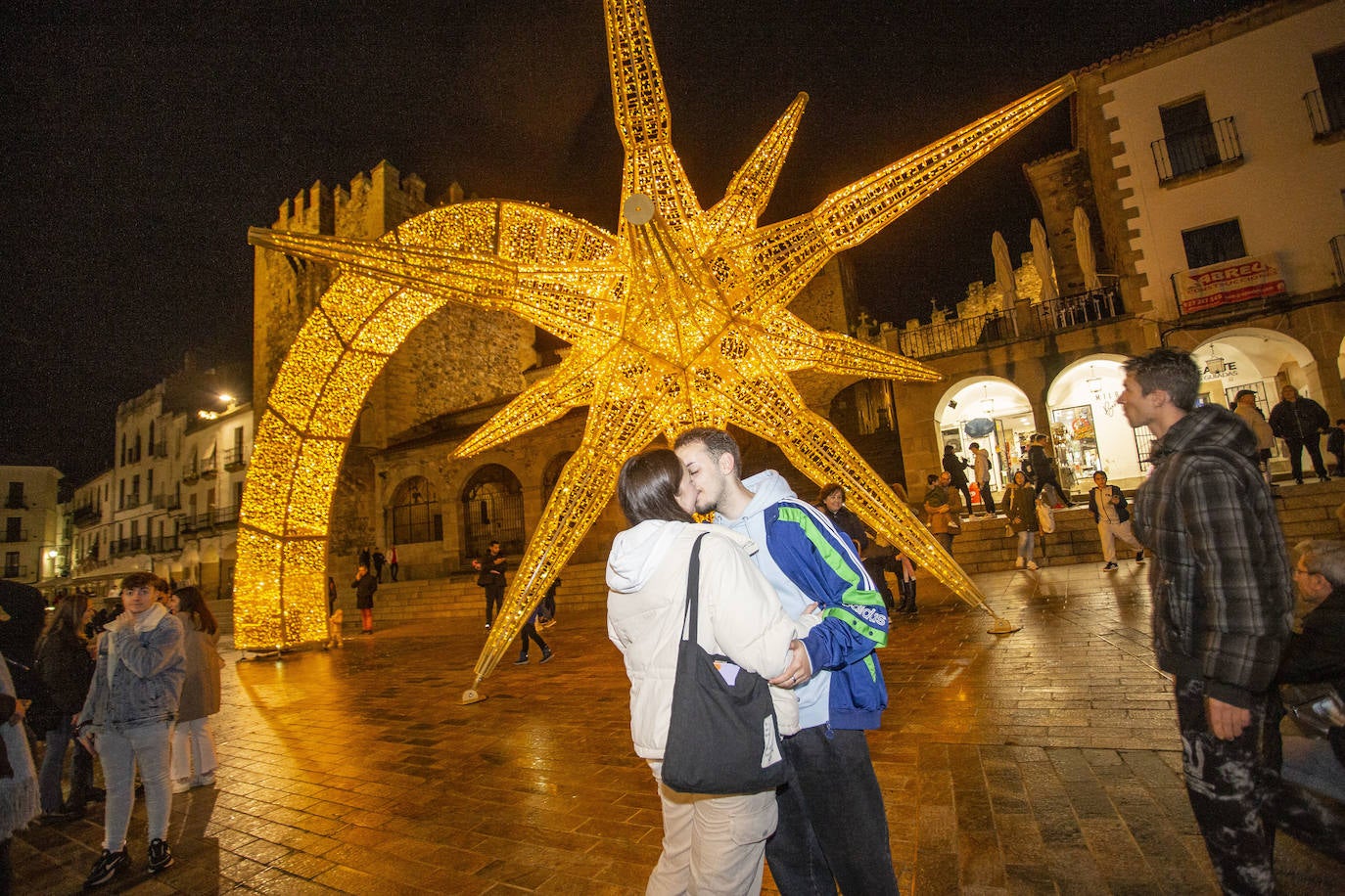 Fotos: Cáceres inaugura 45 días de Navidad
