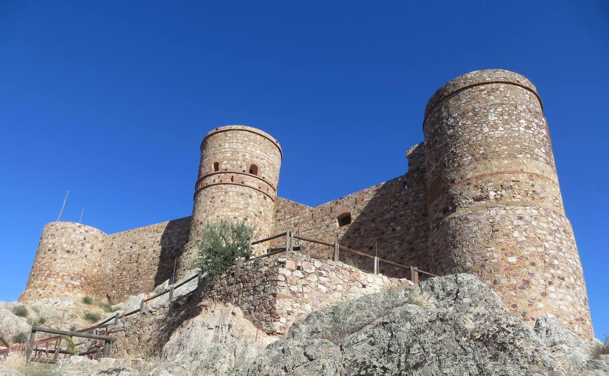 Cerro del Castillo de Capilla.