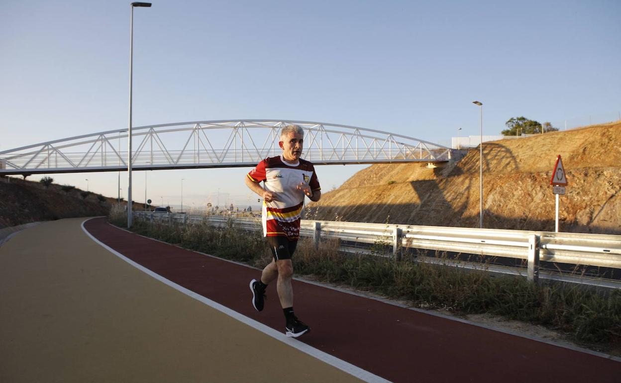 uente hacia el mirador del Amparo en la Ronda Sureste en el tramo que se abrió en junio de 2021. 