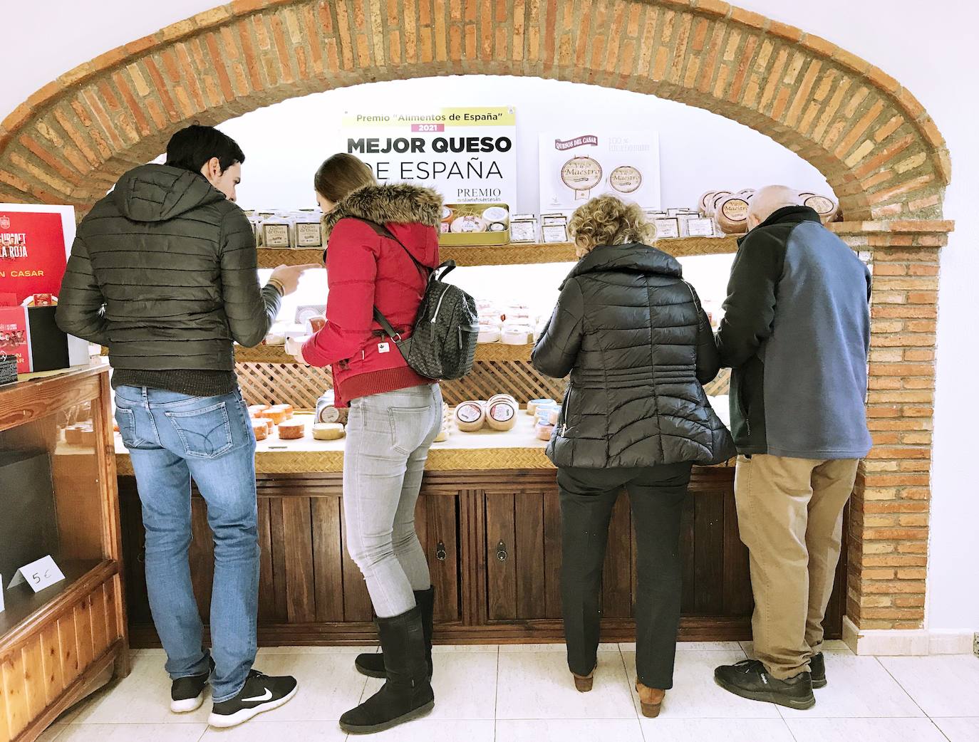 De compras en Casar de Cáceres. 