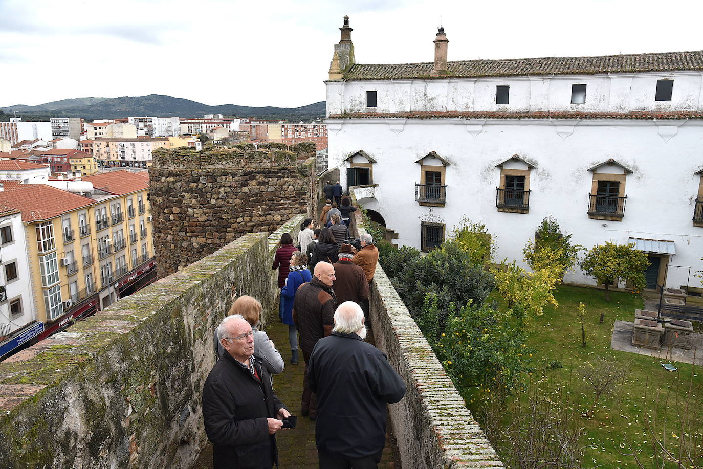 El patio en la actualidad visto desde la Galería del Obispo.