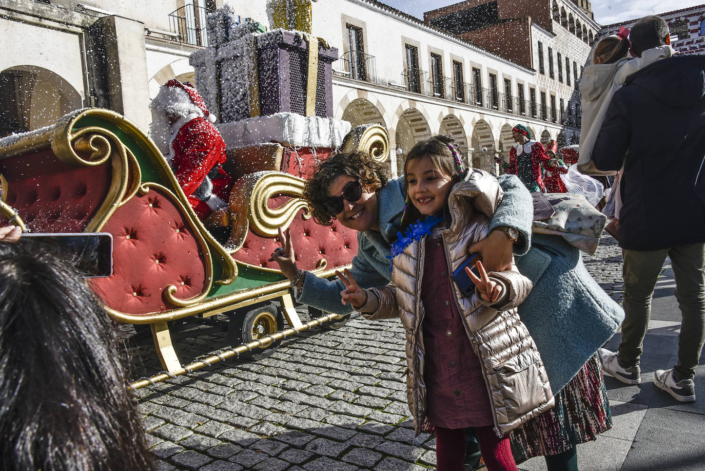 Fotos: Papá Noel llega a Badajoz para competir con los Reyes Magos